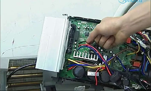 长兴美的空调电话是多少